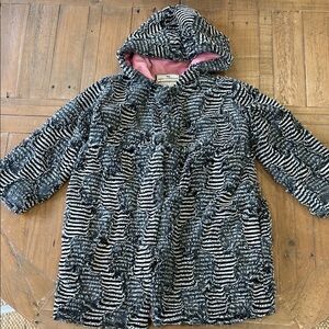 American Widgeon Girls Faux Fur Hooded Coat 6X girls  Black White